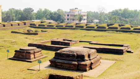 Central shrine of Shalban Vihara seen across the courtyard